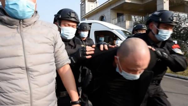 A级通缉犯逃亡7年被判死刑